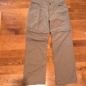 Mountain Hardwear zipoff nylon pants sz10